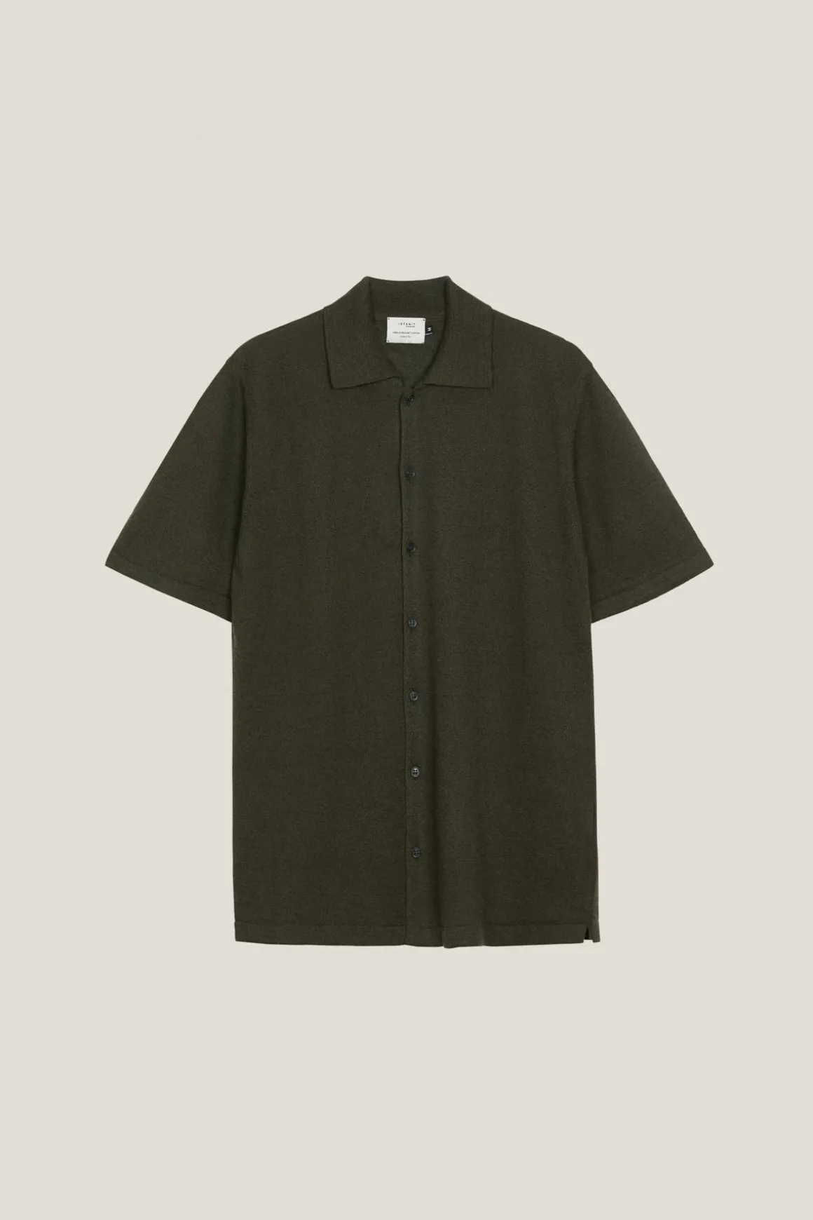 La chemise à manches courtes en coton en lin