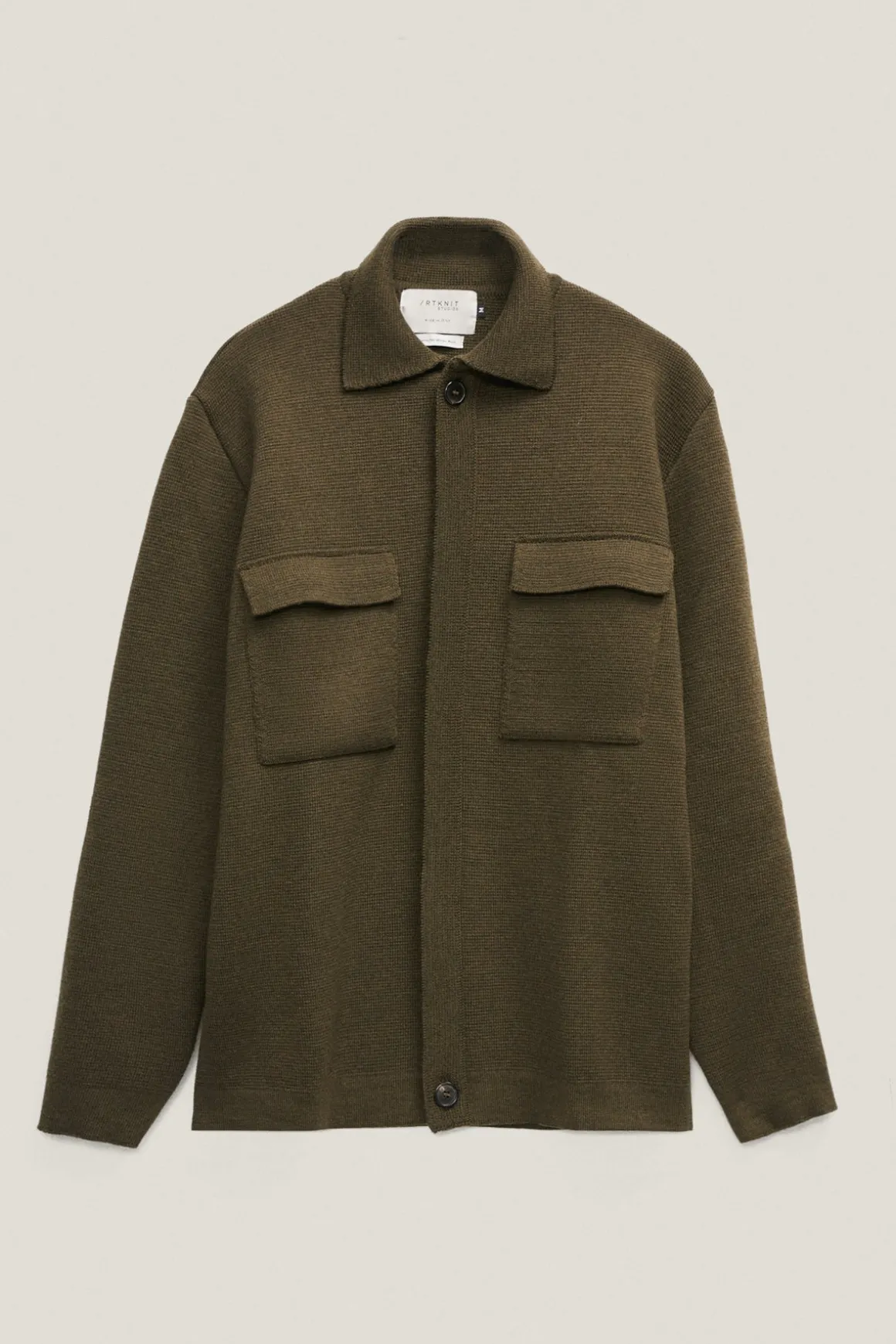 La veste en tricot en laine mérinos