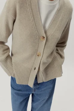 Le cardigan détendu en laine