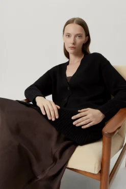 Le Cardigan oversize en Laine Mérinos