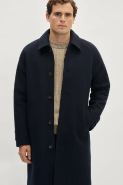Le manteau en laine