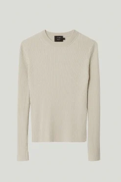 Le pull côtelé en laine mérinos