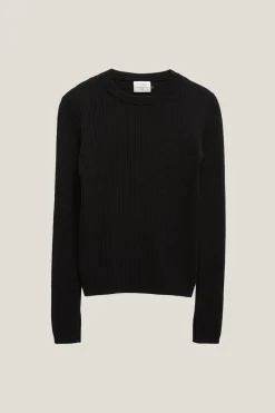 Le pull côtelé en laine mérinos