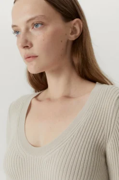Le pull U-Leck en laine mérinos