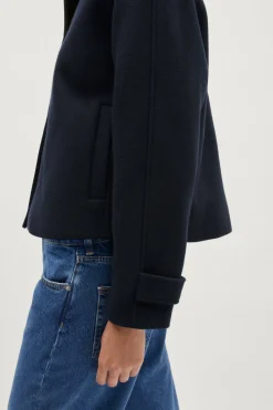 Manteau Court en Laine