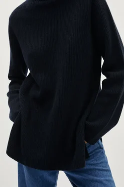 Pull long à col montant en laine