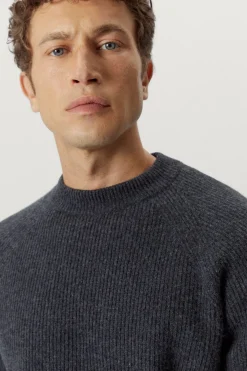 Pull raglan en maille de Laine côtelée