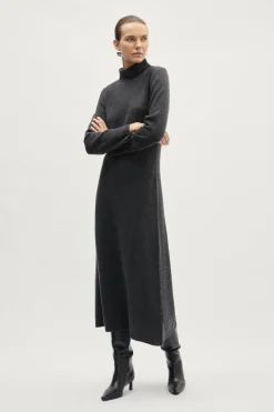 Robe évasée en laine